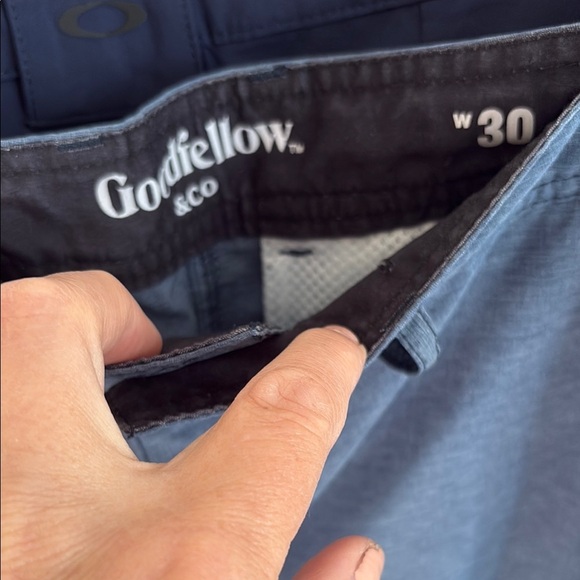 2 Men's Navy Blue Shorts. Oakley & Goodfellow - Picture 5 of 6